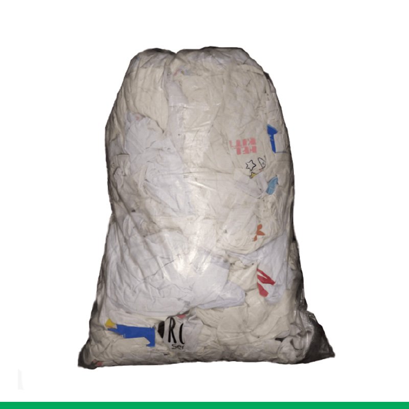 Retalho de malha branca